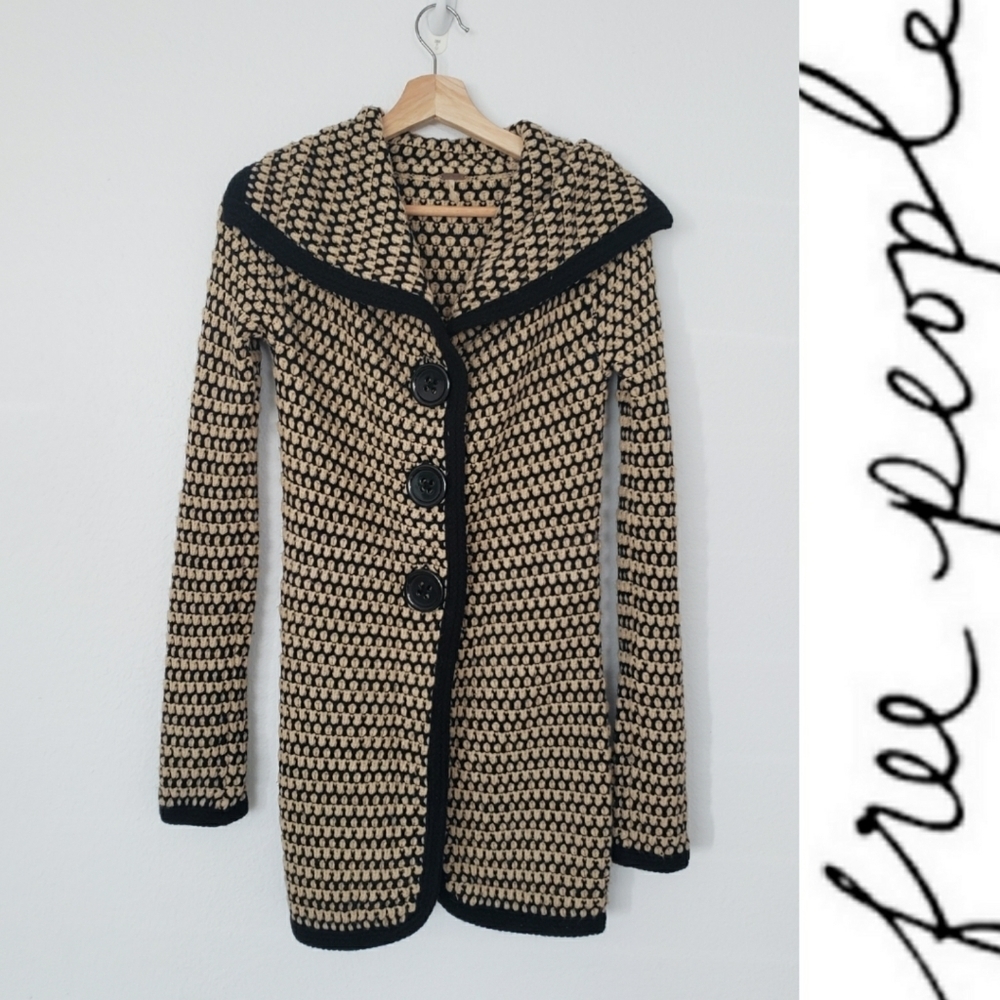 Free People Sz XS Long Sleeve Black Tan Stripe Sweater Oversize Collar